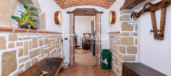 5 rooms House in Pavullo nel Frignano, Italy No. 85670 15