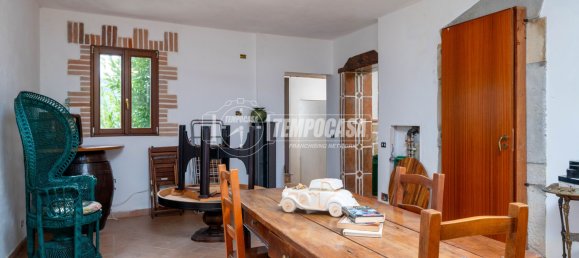 5 rooms House in Pavullo nel Frignano, Italy No. 85670 9