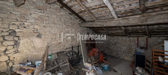 5 rooms House in Pavullo nel Frignano, Italy No. 85670 40