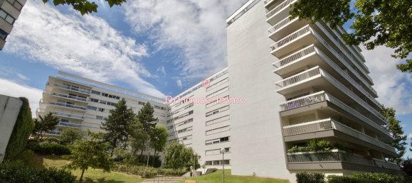 1 bedroom Apartment in Creteil, France No. 165149 2