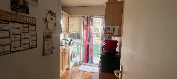 1 bedroom Apartment in Creteil, France No. 165149 18