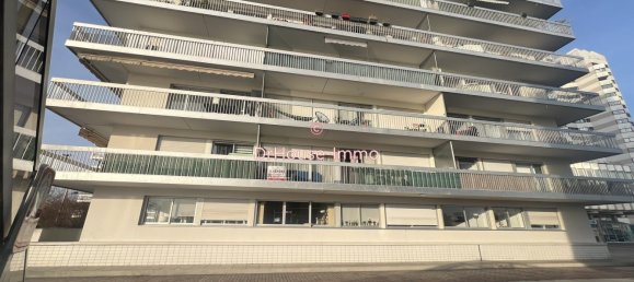 1 bedroom Apartment in Creteil, France No. 165149 25