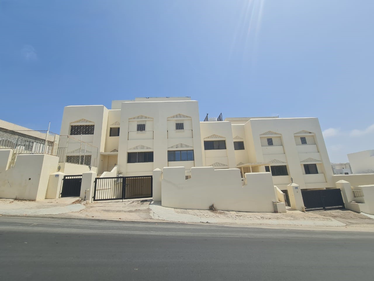7 bedrooms Villa in Al Qurm, Oman No. 1220