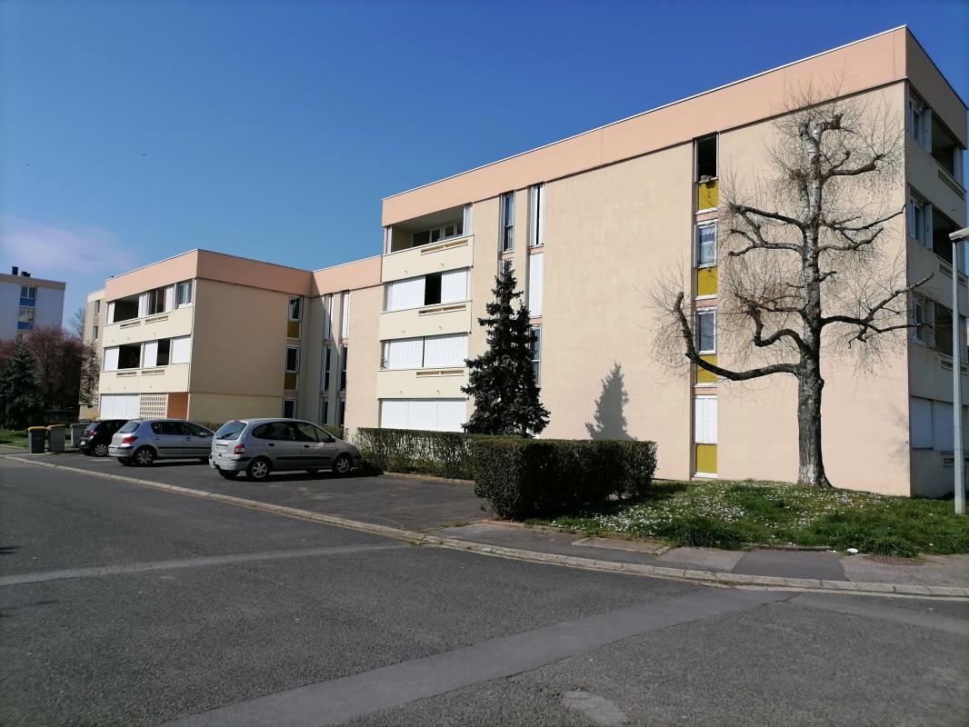 2 bedrooms Apartment in Longueil-Annel, France No. 68441