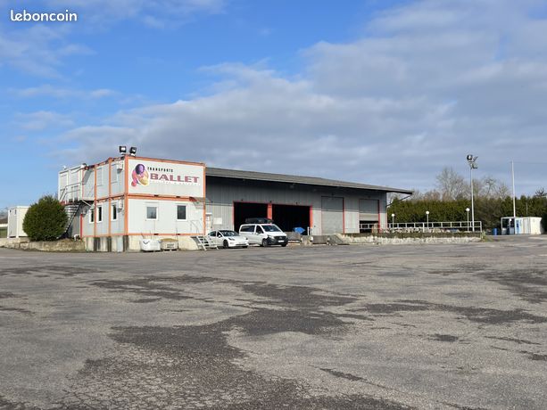 Gewerbliche Immobilie in Haute-Saone, France 700m², Nr. 306917
