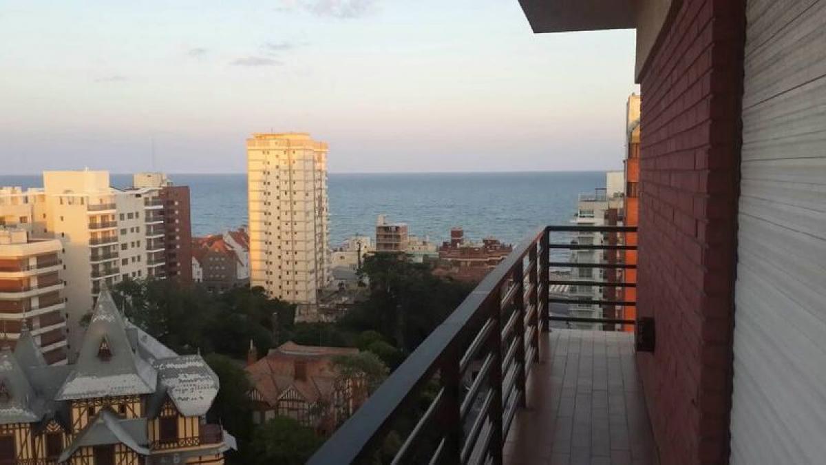 2 bedrooms Apartment in Mar del Plata, Argentina No. 102389