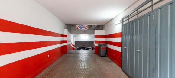  مرآب في Granada, Spain 14متر مربع رقم 166639 14