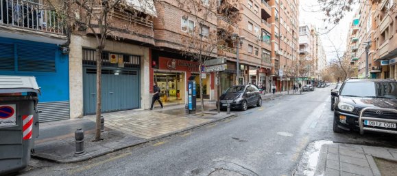  مرآب في Granada, Spain 14متر مربع رقم 166639 2