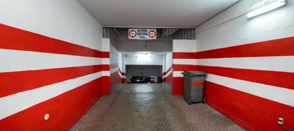  مرآب في Granada, Spain 14متر مربع رقم 166639 5