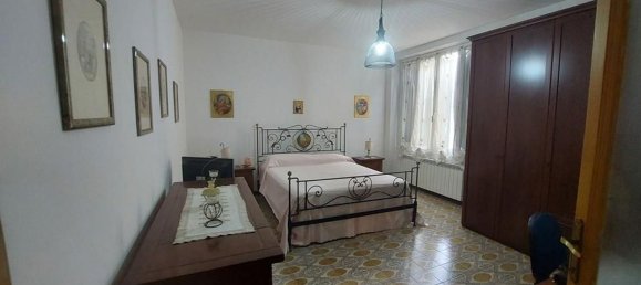 7 rooms House in Massa, Italy No. 216497 9