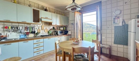 Квартира с 5 комнатами в Гаворрано, Италия № 235656 6