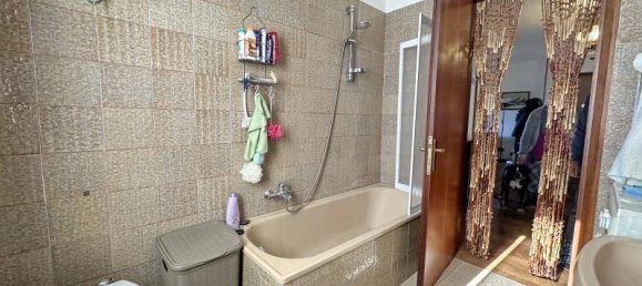 Квартира с 5 комнатами в Гаворрано, Италия № 235656 15