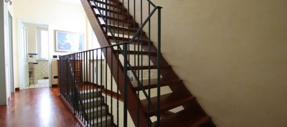 3 Schlafzimmer Villa in Lucca, Italy, Nr. 141275 29