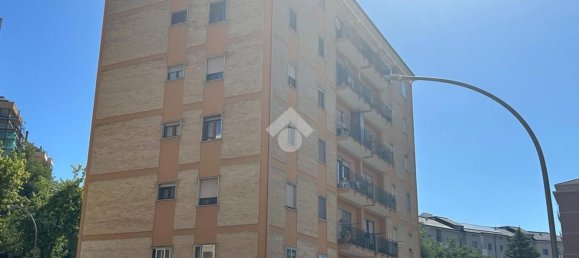 4 Schlafzimmer Wohnung in Potenza, Italy, Nr. 318744 4