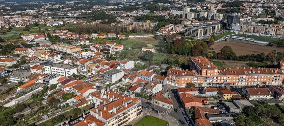 9 Schlafzimmer Haus in Sao Mamede de Infesta, Portugal, Nr. 25224 34
