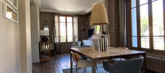 Casa de 4 dormitorios en Rosny-sous-Bois, France No. 169499 13