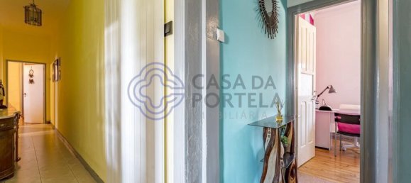 605m² Building in Porto, Portugal No. 51786 2