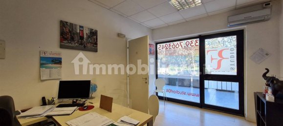 2-Zimmer Gewerbliche Immobilie in Viterbo, Italy, Nr. 299608 16