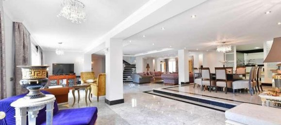 6 bedrooms Villa in Marbella, Spain No. 587 5