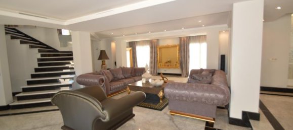 6 bedrooms Villa in Marbella, Spain No. 587 7