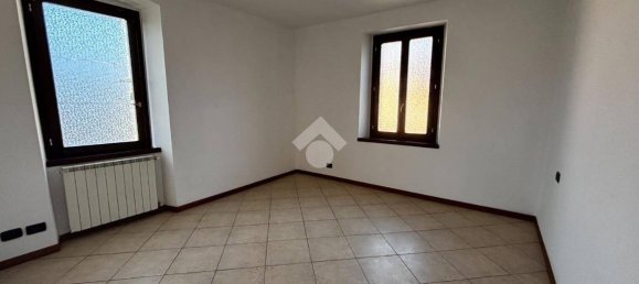 1 bedroom Apartment in Osio Sopra, Italy No. 374337 14