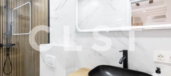 2 Schlafzimmer Wohnung in Ciutat Vella, Spain, Nr. 171285 8