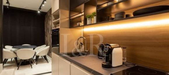 89m² Commercial property in Lisbon, Portugal No. 148890 10