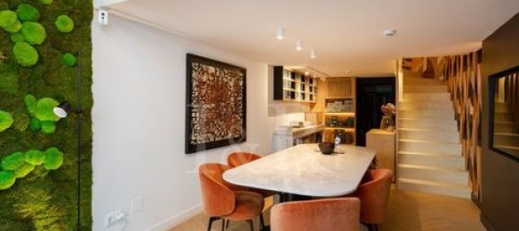 89m² Commercial property in Lisbon, Portugal No. 148890 3