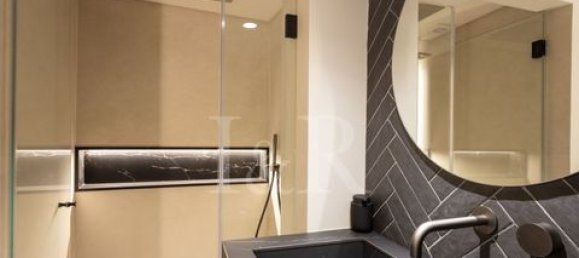 89m² Commercial property in Lisbon, Portugal No. 148890 13