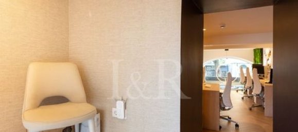 89m² Commercial property in Lisbon, Portugal No. 148890 17