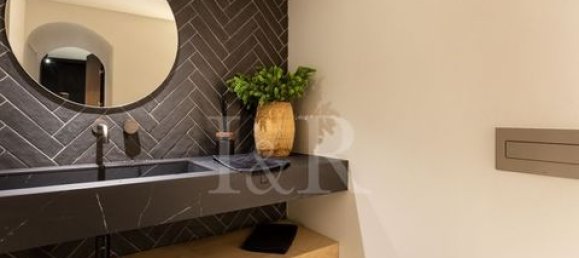 89m² Commercial property in Lisbon, Portugal No. 148890 12