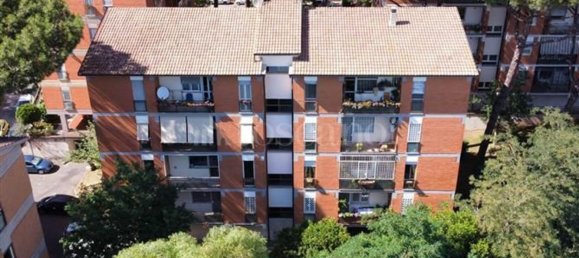 Apartamento de 5 dormitorios en Rome, Italy No. 165408 2