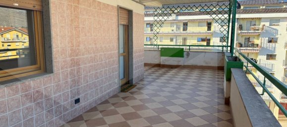 4 rooms Apartment in Avezzano, Italy No. 23225 2