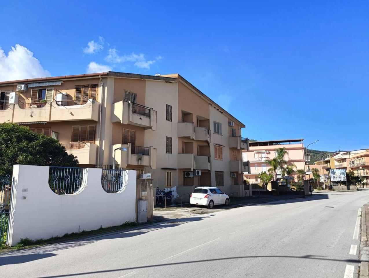 2-Zimmer Wohnung in Oliveri, Italy, Nr. 135353