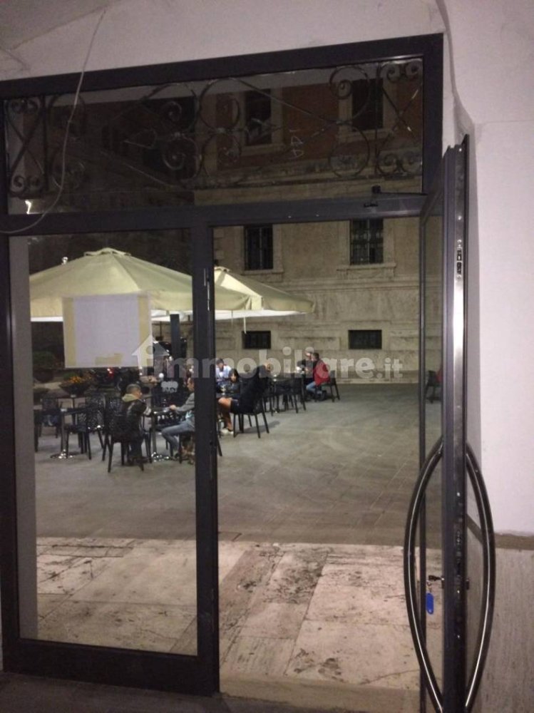 2-Zimmer Gewerbliche Immobilie in Ascoli Piceno, Italy, Nr. 254546