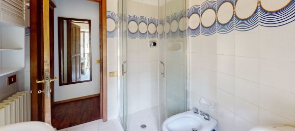 4 bedrooms House in Castiglione di Garfagnana, Italy No. 237827 33