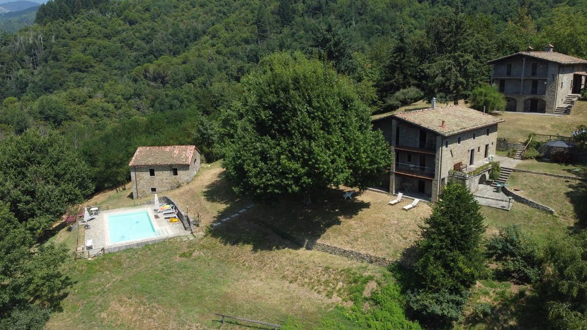 4 bedrooms House in Castiglione di Garfagnana, Italy No. 237827