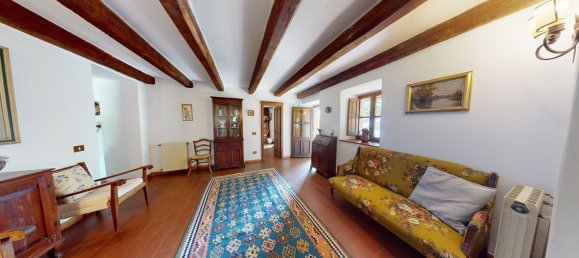 4 bedrooms House in Castiglione di Garfagnana, Italy No. 237827 7