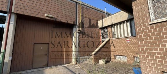 3 rooms Warehouse in Castel Maggiore, Italy No. 378554 4