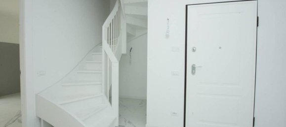 4-salle Penthouse à Monterotondo, Italy No. 38543 41