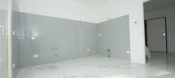 4-salle Penthouse à Monterotondo, Italy No. 38543 5