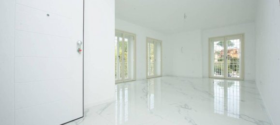 4-salle Penthouse à Monterotondo, Italy No. 38543 2