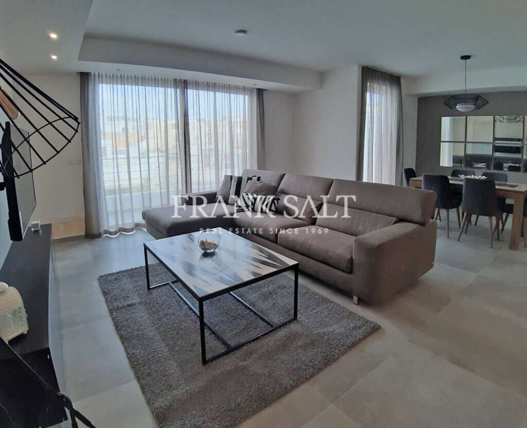 Apartamento T3 em Swieqi, Malta N.º 4304