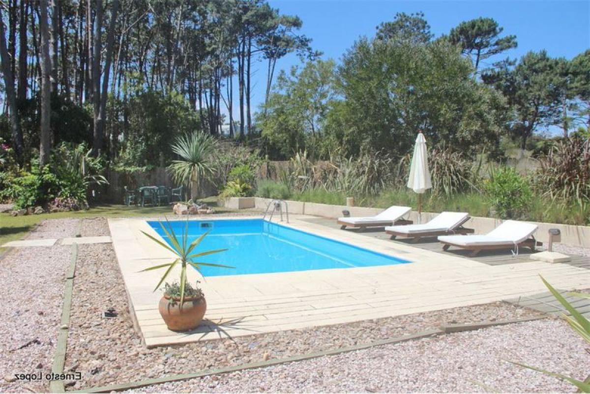 4 bedrooms House in Maldonado, Uruguay No. 3889