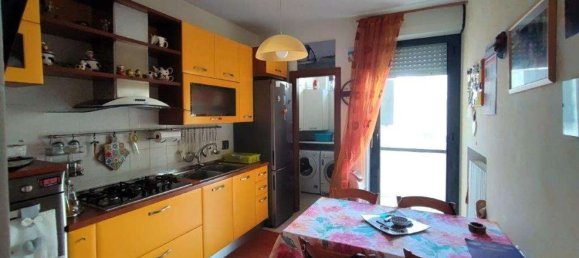 Apartamento de 4 divisões em Brindisi, Italy N.º 156791 2