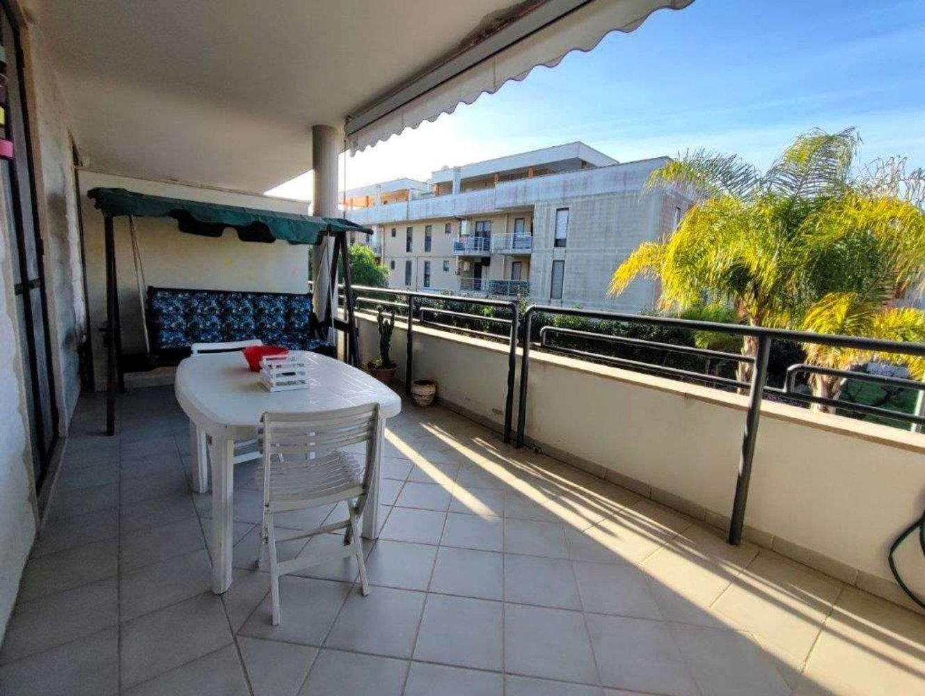 Apartamento de 4 divisões em Brindisi, Italy N.º 156791