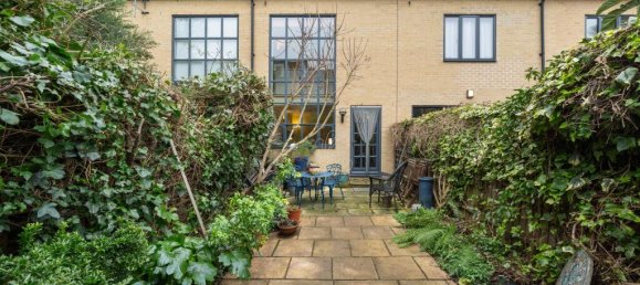 2 bedrooms House in London, United Kingdom No. 4568 5