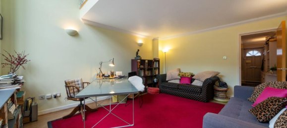 2 bedrooms House in London, United Kingdom No. 4568 9