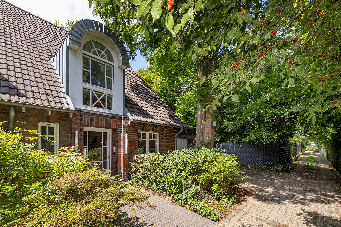 3 bedrooms Townhouse in Krefeld, Germany No. 334957