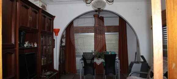 2 bedrooms House in Tabuaco, Portugal No. 184638 4